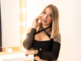 AlessaMills video